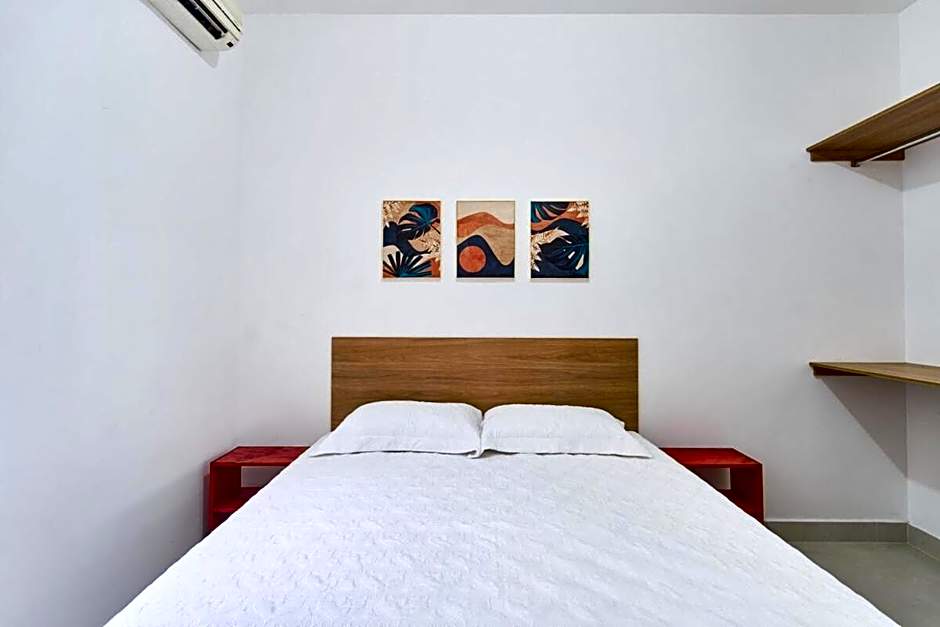 SOL 2: Charmoso com Piscina e Churrasqueira e AR