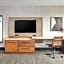DoubleTree By Hilton Fullerton