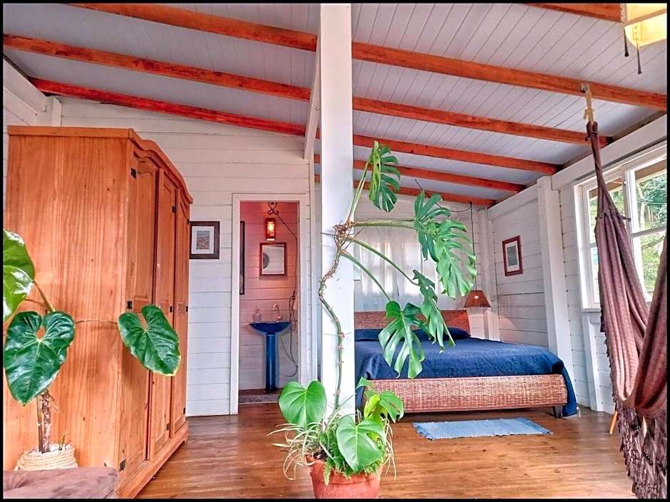 Cabana com vista mar, nascer do sol e lua cheia