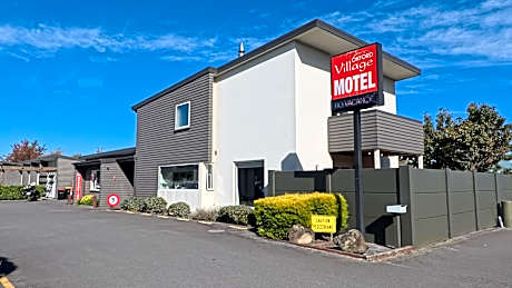 Oxford Village Motels
