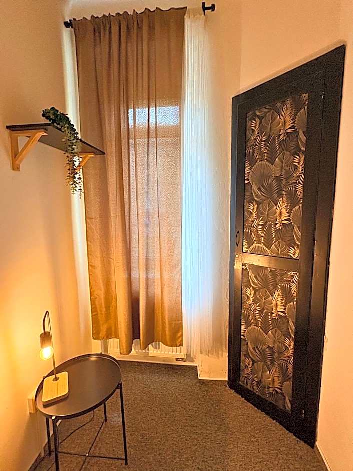 Black Style ROOMS Moravske namesti