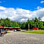 Abbot Trailside Lodging