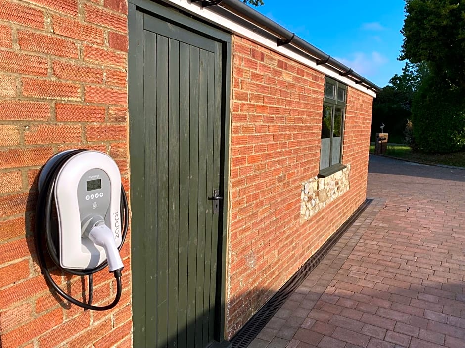 Tollgate Cottages Bed and Breakfast – Freshwater, 