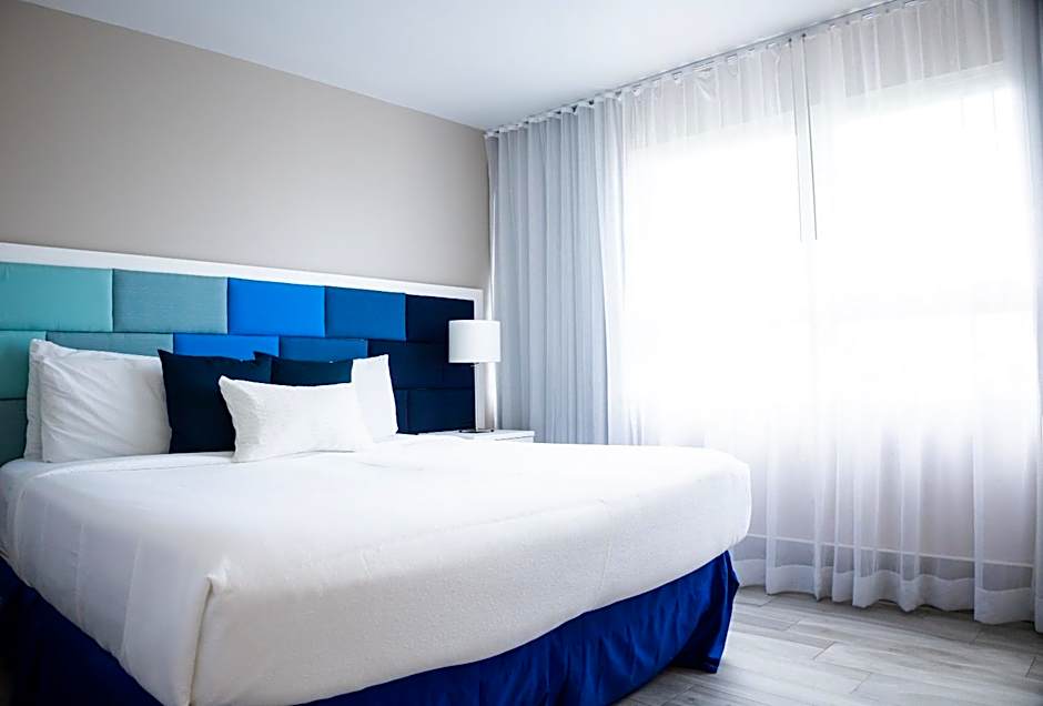 The Wave Hotel Condado