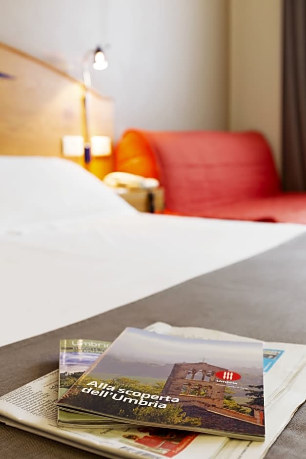 City Hotel & Suites Foligno