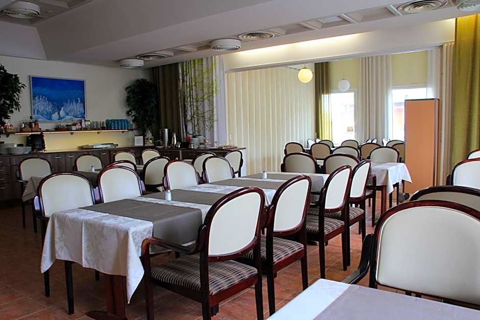 Hotel Aakenus
