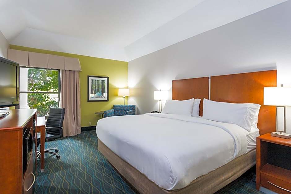 Holiday Inn Express Hotel & Suites Wilmington-University Ctr By IHG