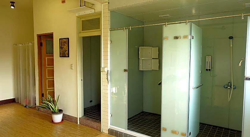 Chiayi Petite Hostel