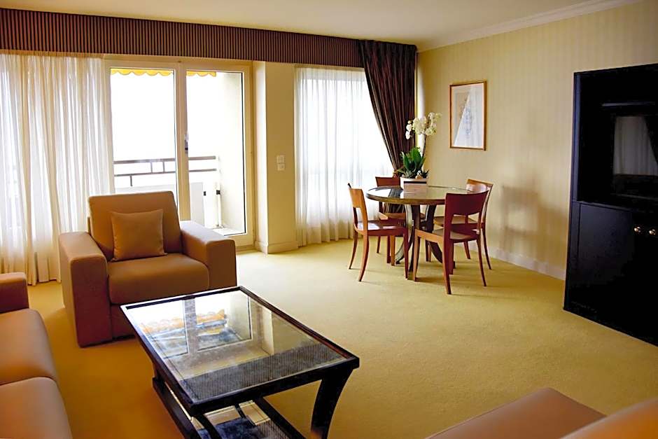 Royal Plaza Montreux & Spa