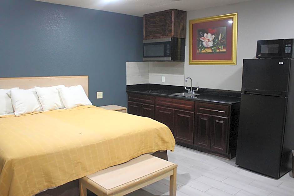 Village Inn Cotulla