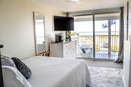 Sea View, Balcony