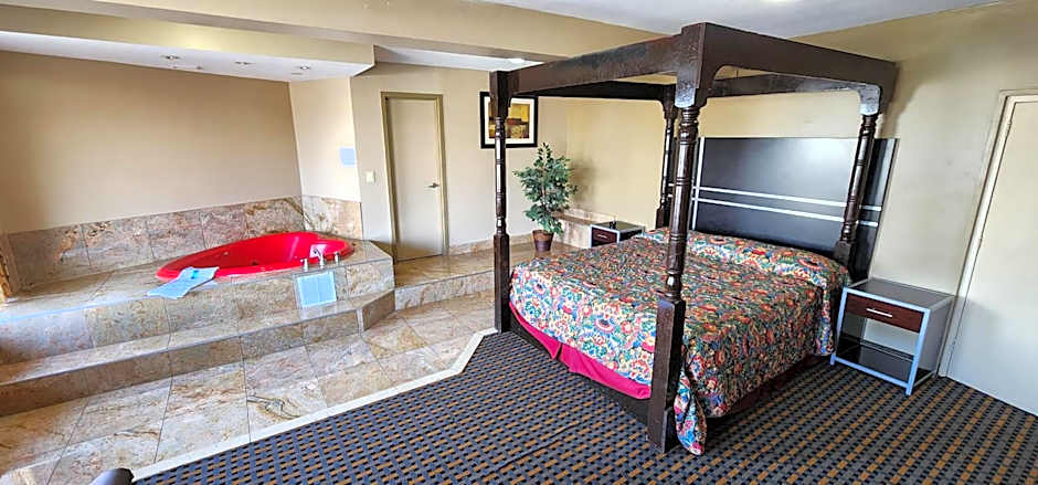 Town House Inn and Suites