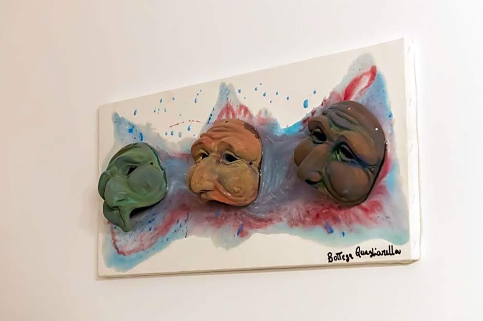 Yes I Know My Room - Magica Napoli