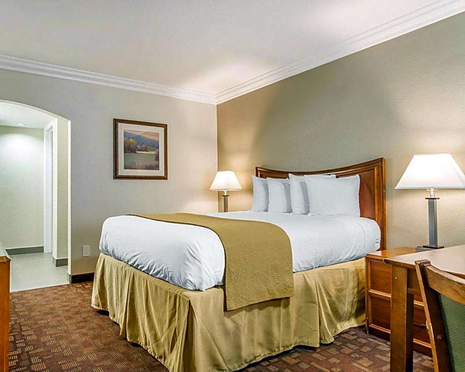 Quality Inn Sacramento Convention Center