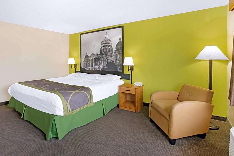 Super 8 by Wyndham Davenport