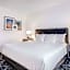 La Quinta Inn & Suites by Wyndham Rosemont/O Hare