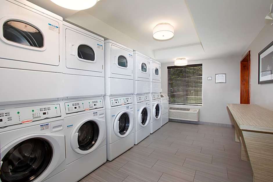 Staybridge Suites Denver International Airport By IHG