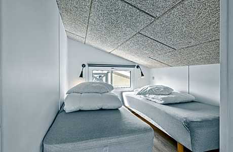 Deluxe Cottage with Spa Bath