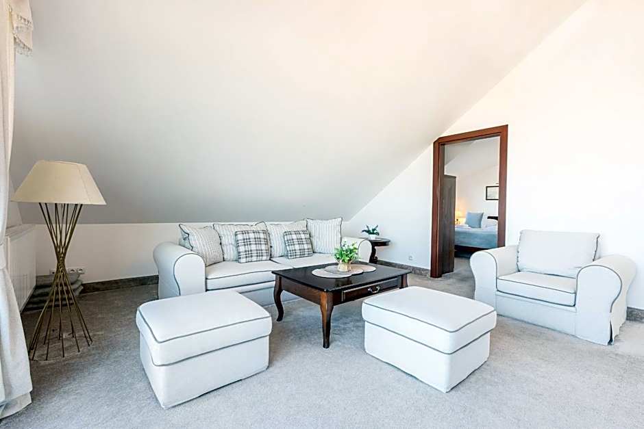 COLUMBUS Apartamenty Ustka - Limanowskiego 1