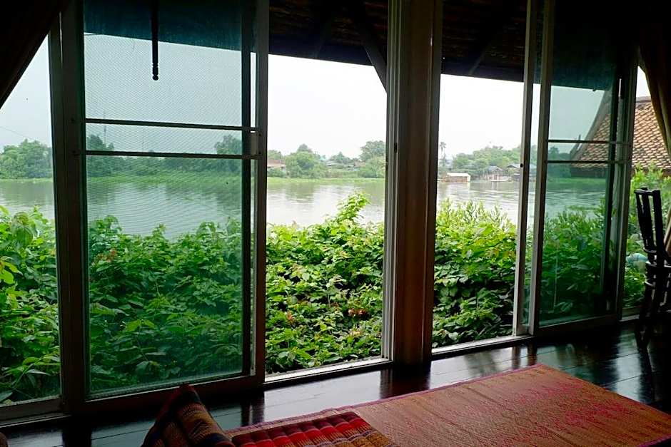 Ayutthaya Garden River Home