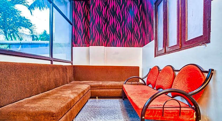 Silver Peace by OYO Rooms – Indore, OH