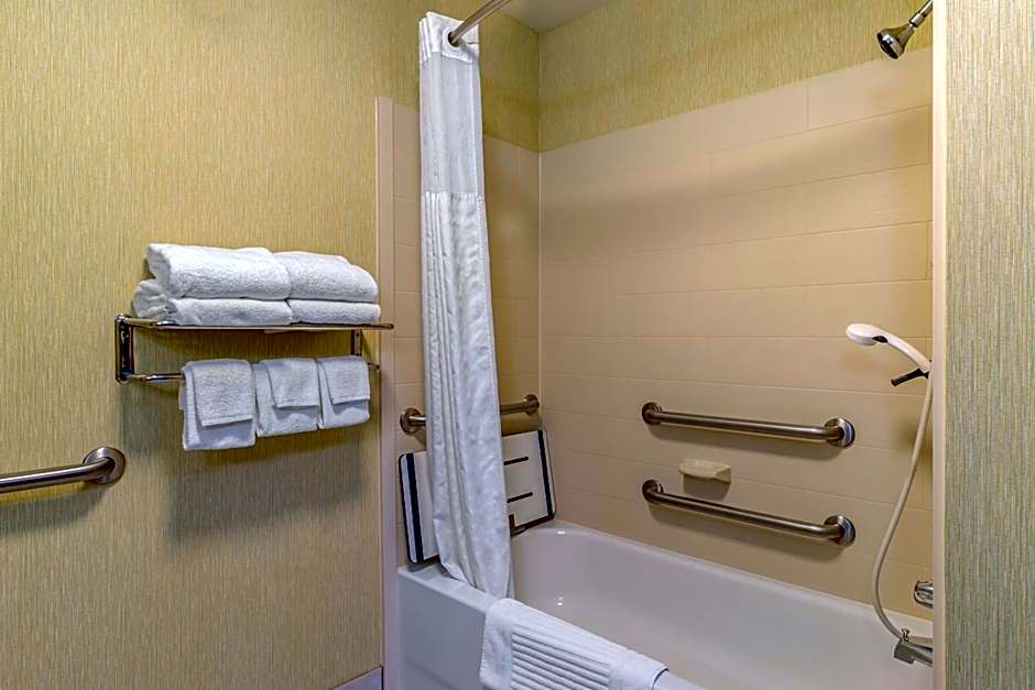 Comfort Suites Knoxville