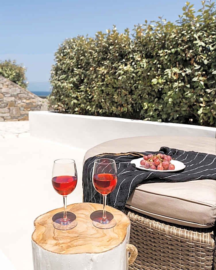 Aura Suites Paros