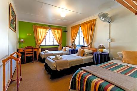 Standard Twin Room with Sofa