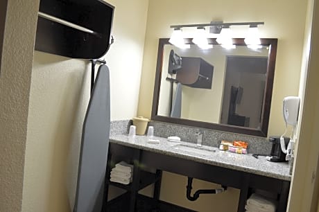 Deluxe 2 Full Beds Smoking