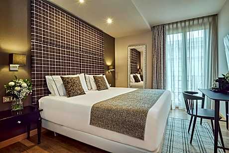 Superior Double or Twin Room with Balcony