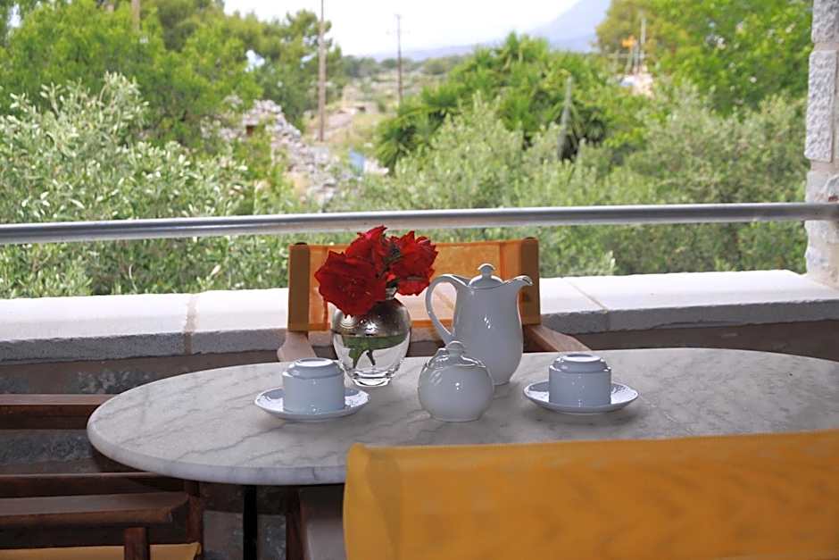 Trapela Areopolis, Boutique Hotel