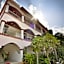 Lotus Friendly Hotel