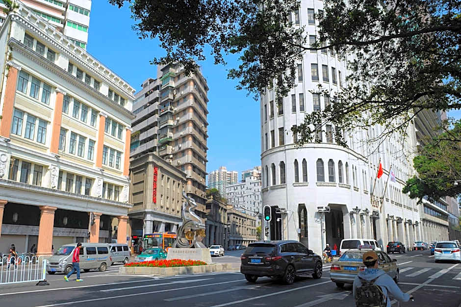 Sunny Apartment Of Grand Continental