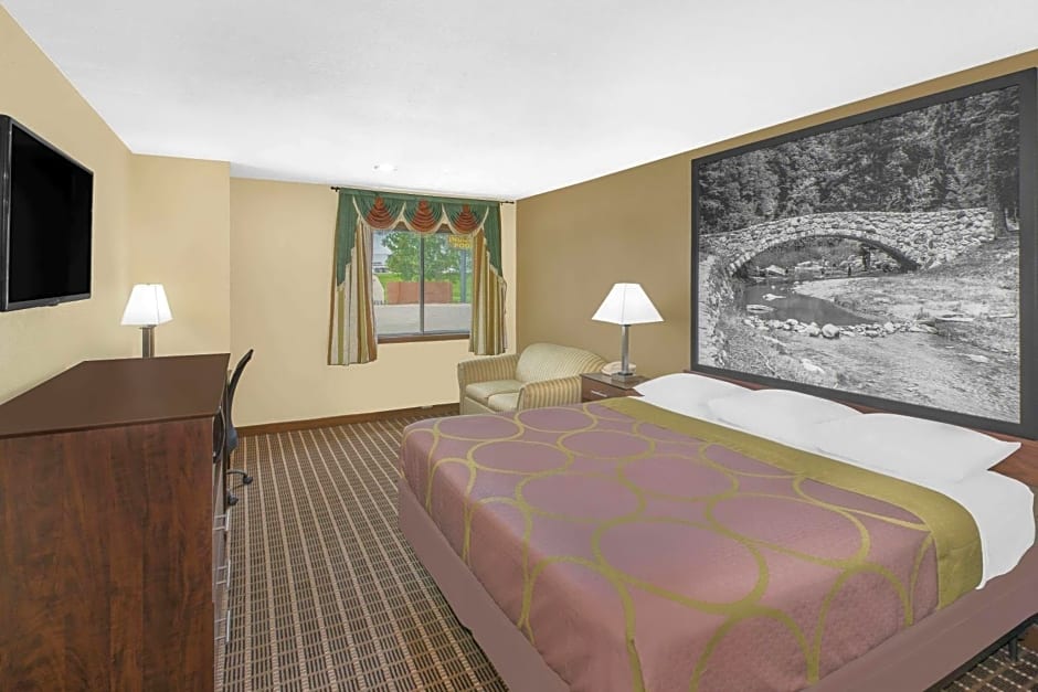 Super 8 by Wyndham Webster City IA