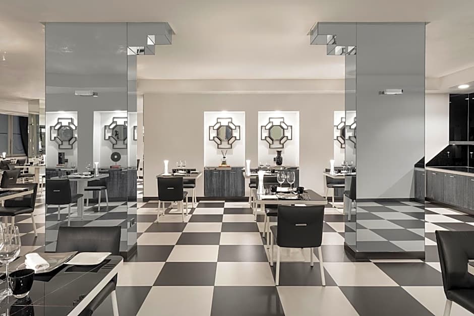 LHP Napoli Palace & SPA