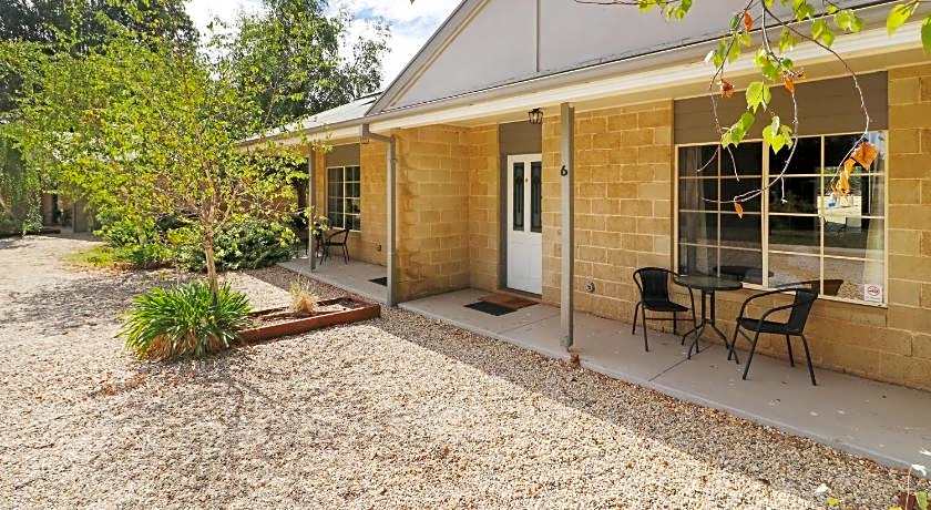 Banjos All Seasons Accommodation