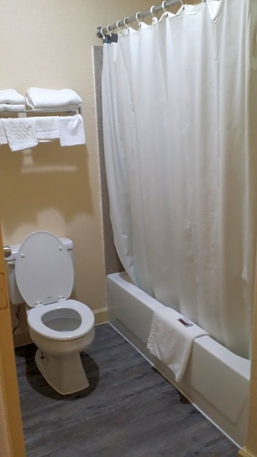 Americas Best Value Inn & Suites Houston NE