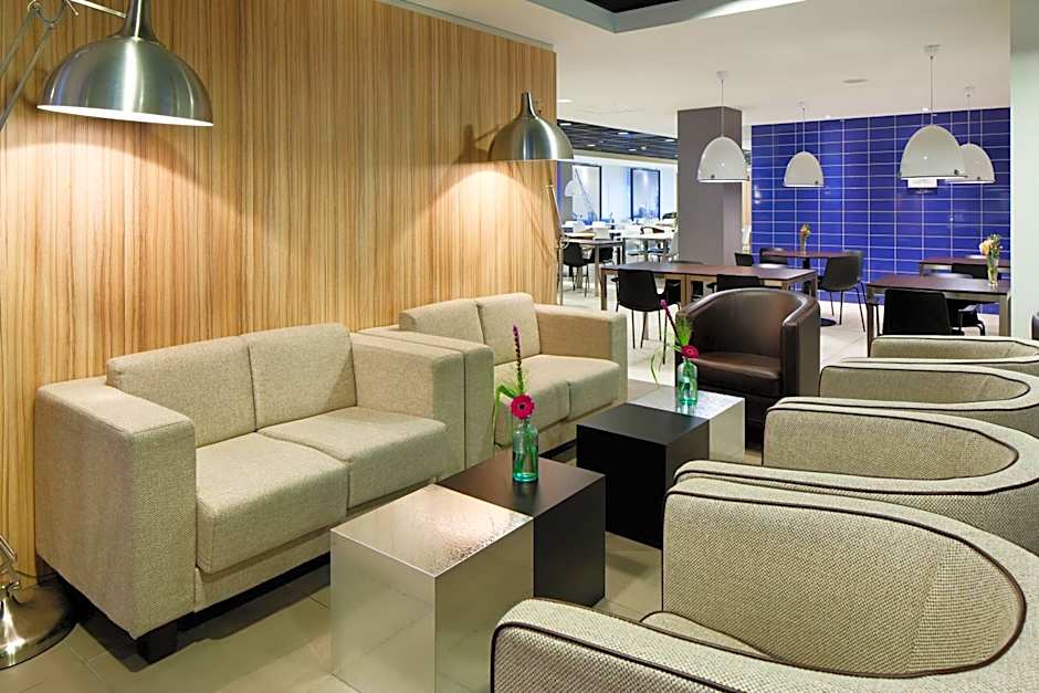 Holiday Inn Express Rotterdam - Central Station By IHG