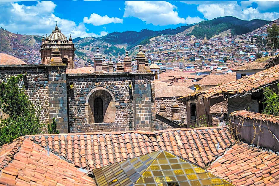 Cusco Plaza Nazarenas