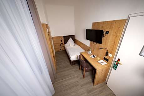Small Single Room