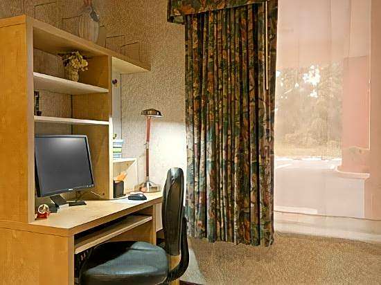 Days Inn by Wyndham Manassas
