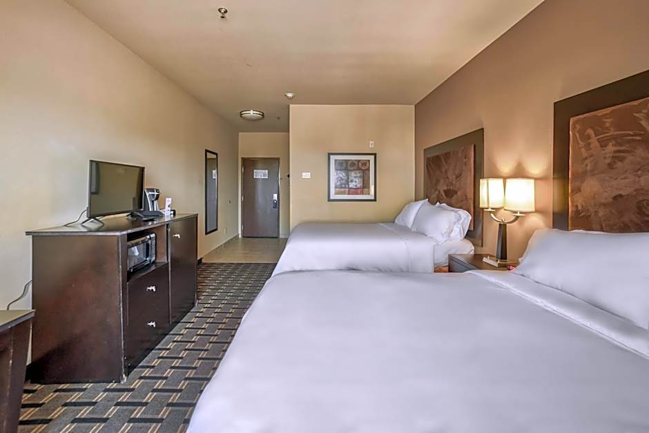 Holiday Inn Express and Suites Beeville By IHG