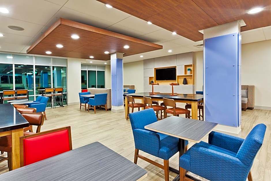 Holiday Inn Express & Suites - Cartersville By IHG