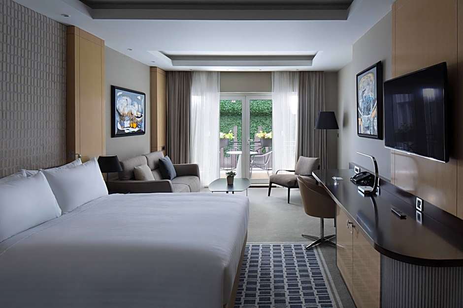 Photo 1 of 6 of Junior 1 King Bed Suite
