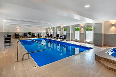 Velora Hinton, an Ascend Collection Hotel