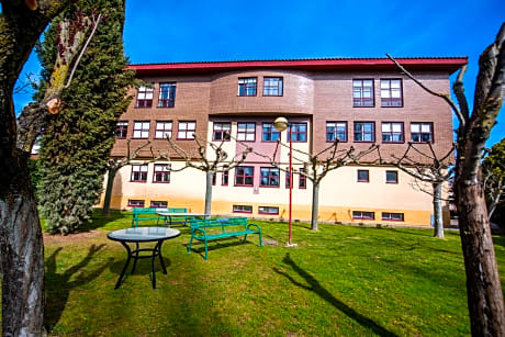 RESIDENCIA HOSPITAL DEL REY