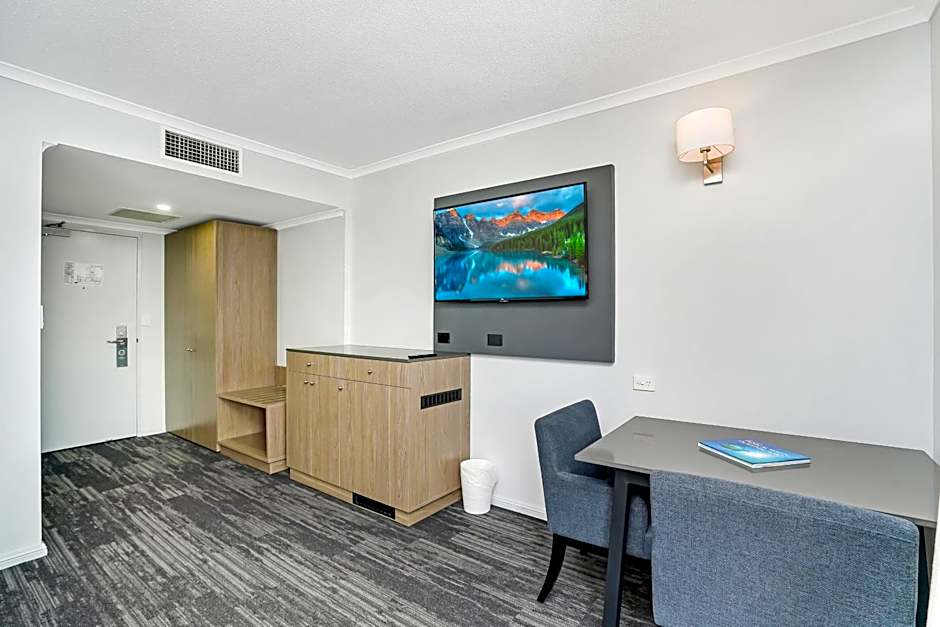 Cairns Sheridan Hotel