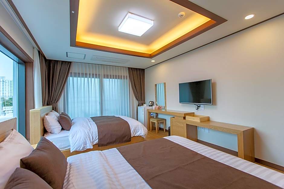 Fellisia Hotel