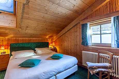 Family Chalet (2 Adults + 1 Child)