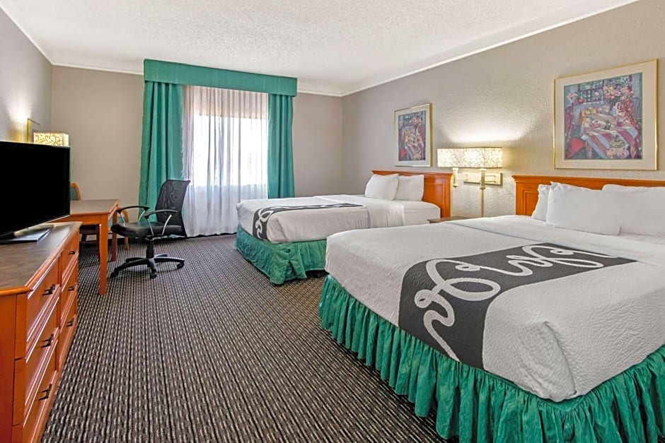 La Quinta Inn & Suites by Wyndham Las Cruces